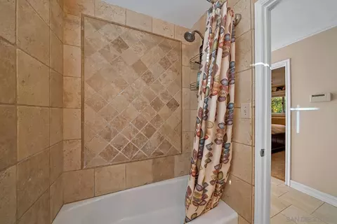 Bath - 8716 Brady Ave, Spring Valley, CA 91977 photo 2 of 4