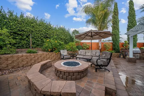 Exterior - 8716 Brady Ave, Spring Valley, CA 91977 photo 10 of 32