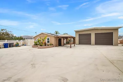 9753 Emerald Hill Ln, Lakeside, CA 92040