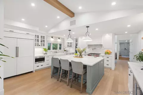 3915 Del Mar Gln, San Diego, CA 92130