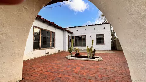 4125 Bedford Dr, San Diego, CA 92116