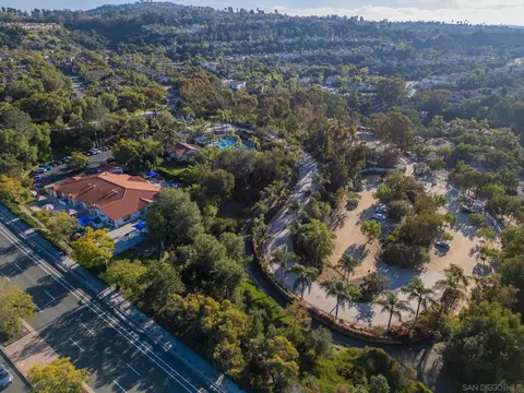 View/Area - 6224 Via Trato, Carlsbad, CA 92009 photo 7 of 10
