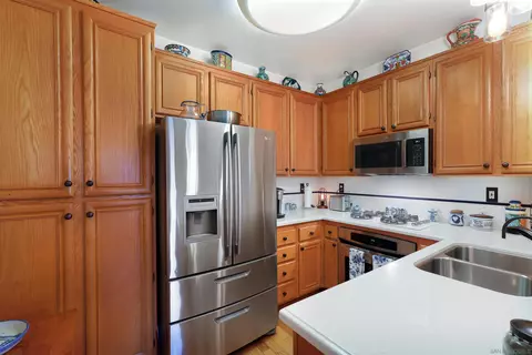 Kitchen - 6224 Via Trato, Carlsbad, CA 92009 photo 2 of 4