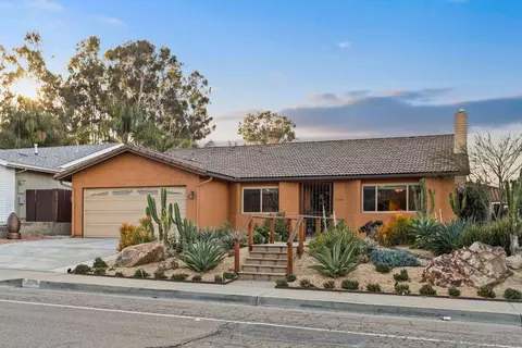 2059 N Nutmeg St, Escondido, CA 92026