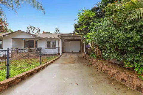Exterior - 845 W 3rd Ave, Escondido, CA 92025 photo 3 of 7