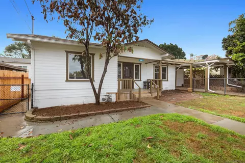 Exterior - 845 W 3rd Ave, Escondido, CA 92025 photo 2 of 7