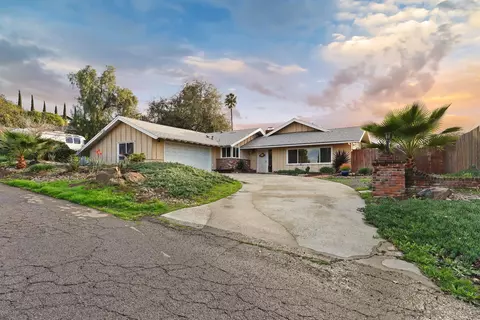 1745 Tobacco Rd, Escondido, CA 92026