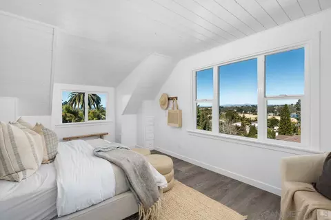 Bedroom - 408 Andrew Ave, Encinitas, CA 92024 photo 2 of 6