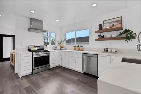 Kitchen - 408 Andrew Ave, Encinitas, CA 92024 photo 1 of 4