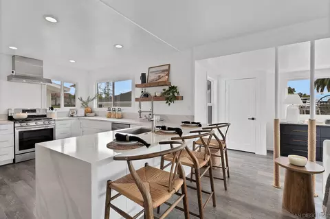 Kitchen - 408 Andrew Ave, Encinitas, CA 92024 photo 2 of 4