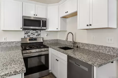 Kitchen - 1042 Midway Dr, Alpine, CA 91901 photo 2 of 4