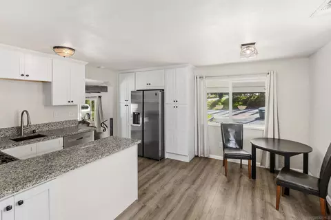 Kitchen - 1042 Midway Dr, Alpine, CA 91901 photo 4 of 4