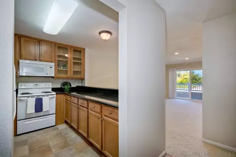 3030 Suncrest Dr # 504, San Diego, CA 92116