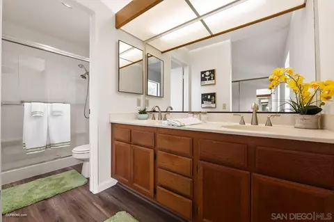 Bath - 1373 Crestview, Oceanside, CA 92056 photo 2 of 3