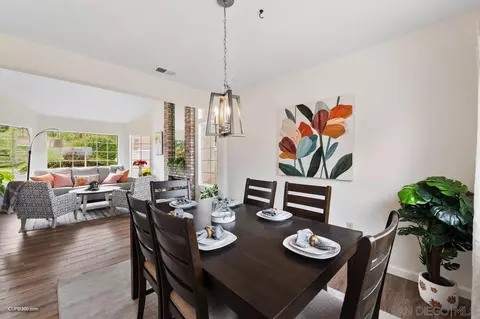 Dining - 1373 Crestview, Oceanside, CA 92056 photo 4 of 5