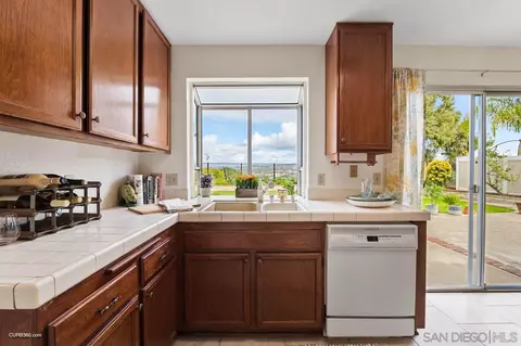 Kitchen - 1373 Crestview, Oceanside, CA 92056 photo 4 of 4