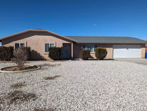 14976 Quivero Rd, Apple Valley, CA 92307