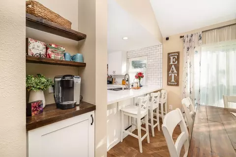Kitchen - 325 Wind Flower Way, Oceanside, CA 92057 photo 5 of 5