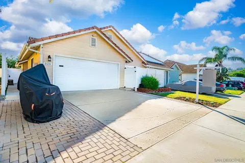 Exterior - 325 Wind Flower Way, Oceanside, CA 92057 photo 5 of 8