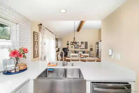 Kitchen - 325 Wind Flower Way, Oceanside, CA 92057 photo 4 of 5