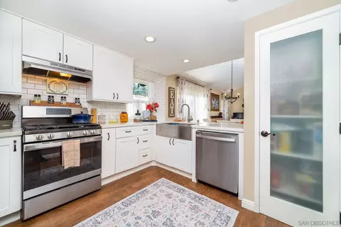 Kitchen - 325 Wind Flower Way, Oceanside, CA 92057 photo 1 of 5