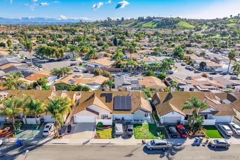 View/Area - 325 Wind Flower Way, Oceanside, CA 92057 photo 2 of 5