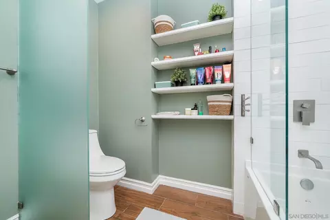 Bath - 325 Wind Flower Way, Oceanside, CA 92057 photo 2 of 6