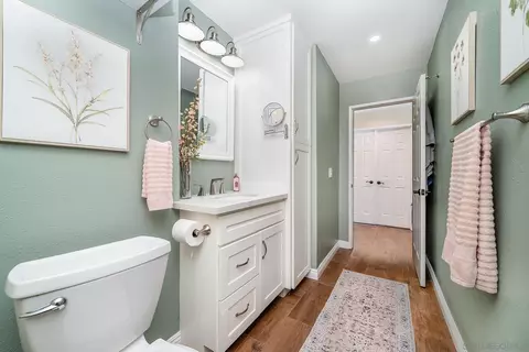 Bath - 325 Wind Flower Way, Oceanside, CA 92057 photo 5 of 6