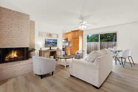Living - 14545 Hillndale Way, Poway, CA 92064 photo 7 of 8