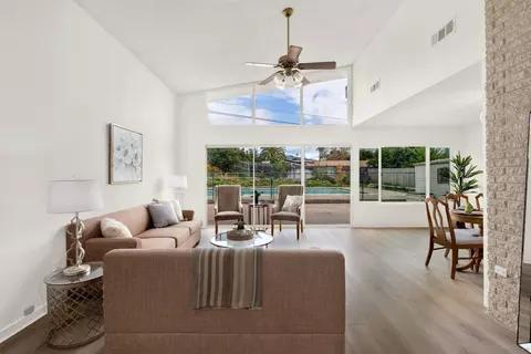 Living - 14545 Hillndale Way, Poway, CA 92064 photo 2 of 8