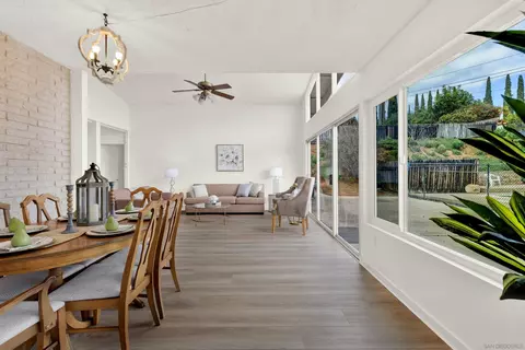 Dining - 14545 Hillndale Way, Poway, CA 92064 photo 2 of 4