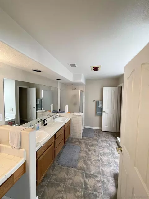 Bath - 2048 Brookhurst Dr, El Cajon, CA 92019 photo 1 of 1
