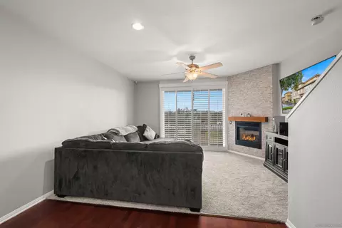 Living - 113 Via Sovana, Santee, CA 92071 photo 1 of 4