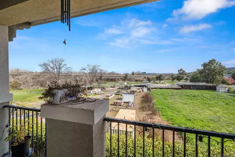 Exterior - 113 Via Sovana, Santee, CA 92071 photo 4 of 10