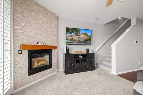 Living - 113 Via Sovana, Santee, CA 92071 photo 2 of 4