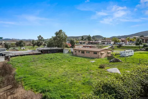 View/Area - 113 Via Sovana, Santee, CA 92071 photo 1 of 2