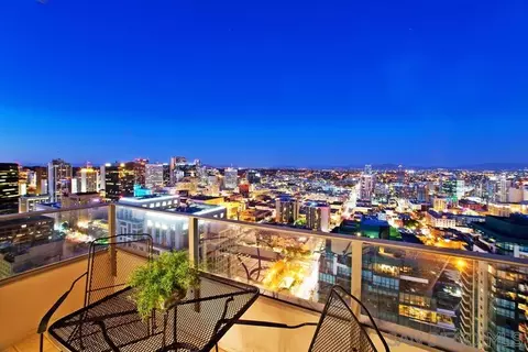 550 Front St #2802, San Diego, CA 92101