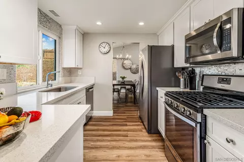 Kitchen - 8306 Solomon Ave, El Cajon, CA 92021 photo 2 of 5
