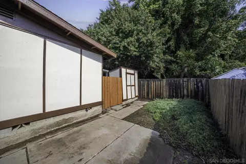 889 Galopago St, Spring Valley, CA 91977 photo 31