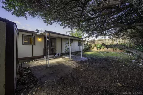 889 Galopago St, Spring Valley, CA 91977 photo 40