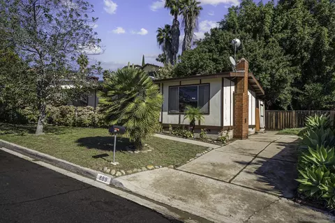 889 Galopago St, Spring Valley, CA 91977 photo 6