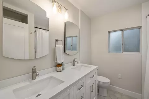 Bath - 2668 Katherine St, El Cajon, CA 92020 photo 1 of 4