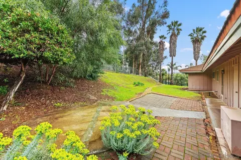 Exterior - 2174 N Ash St, Escondido, CA 92026 photo 11 of 13