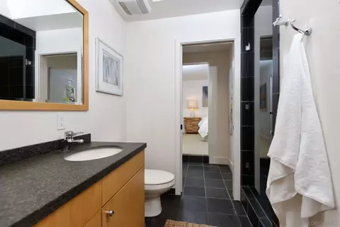Bath - 2356 Rue De Anne, La Jolla, CA 92037 photo 2 of 2