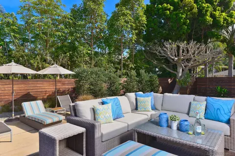 Exterior - 2356 Rue De Anne, La Jolla, CA 92037 photo 6 of 10