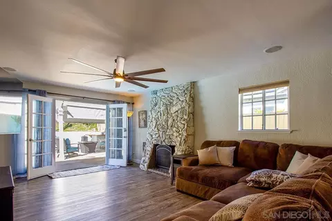 Living - 10376 Limetree Ln, Spring Valley, CA 91977 photo 2 of 5