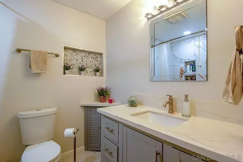 Bath - 10376 Limetree Ln, Spring Valley, CA 91977 photo 4 of 4