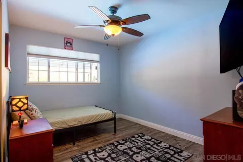 Bedroom - 10376 Limetree Ln, Spring Valley, CA 91977 photo 1 of 9