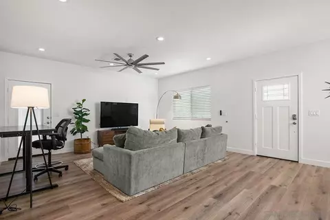 Living - 4430 Lowell St, La Mesa, CA 91942 photo 3 of 5