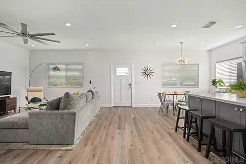 Dining - 4430 Lowell St, La Mesa, CA 91942 photo 3 of 3
